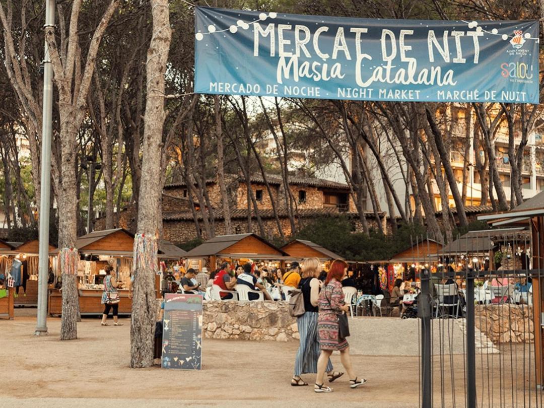Magníficas vistas en zona turística de Salou Exterior foto